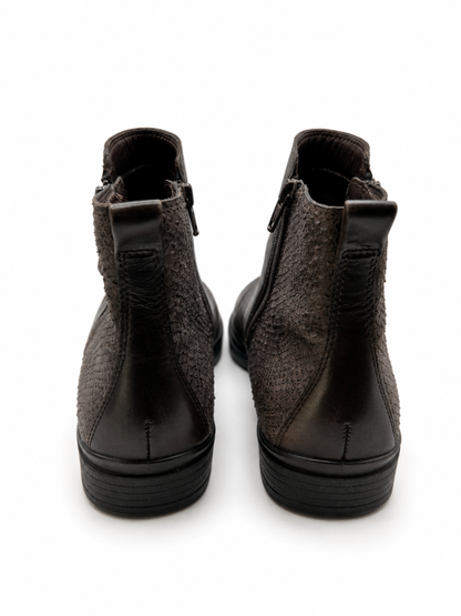 Ecco Boots 39 Brown