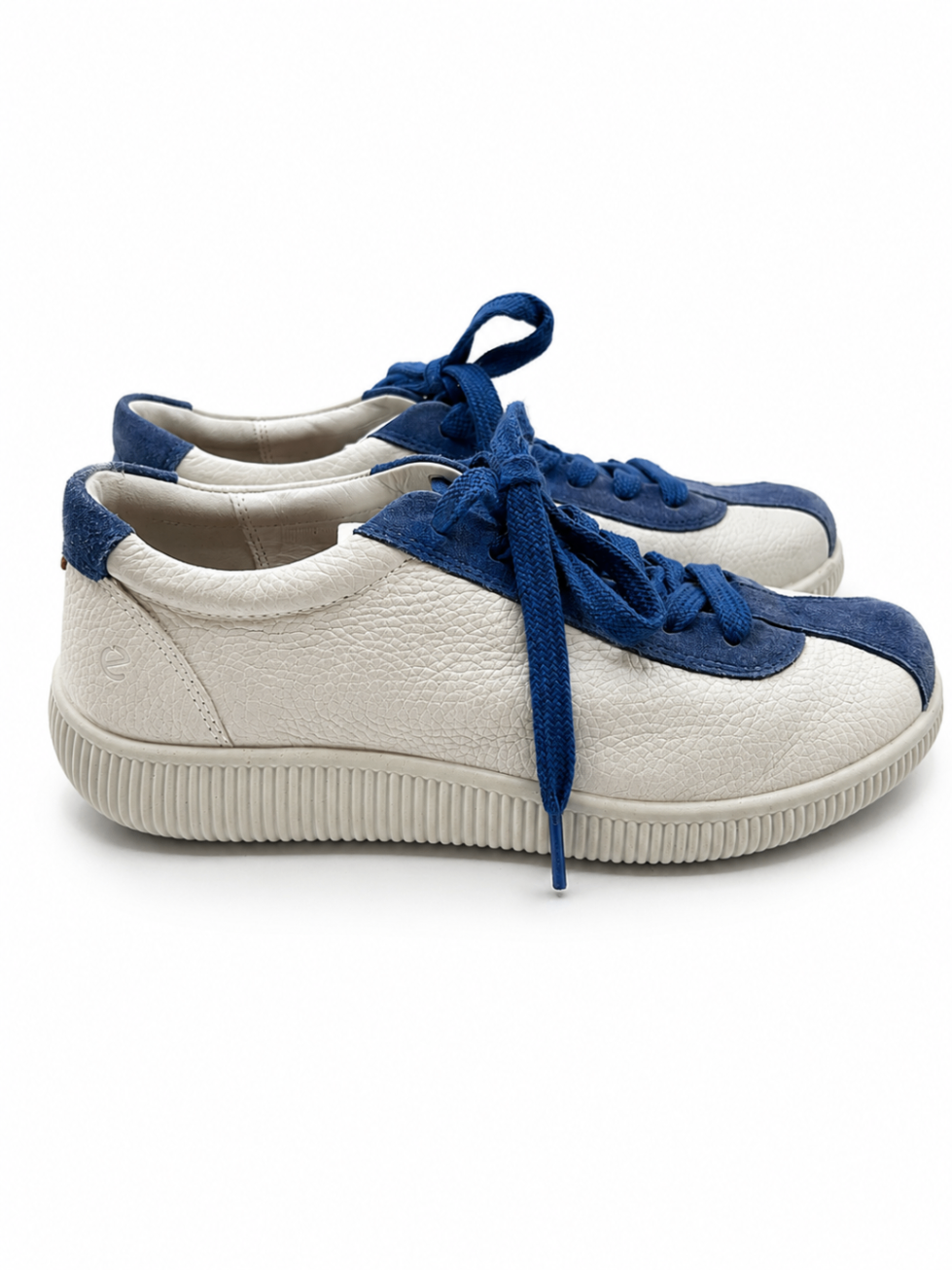 ECCO Sneakers 40 Cream and Blue