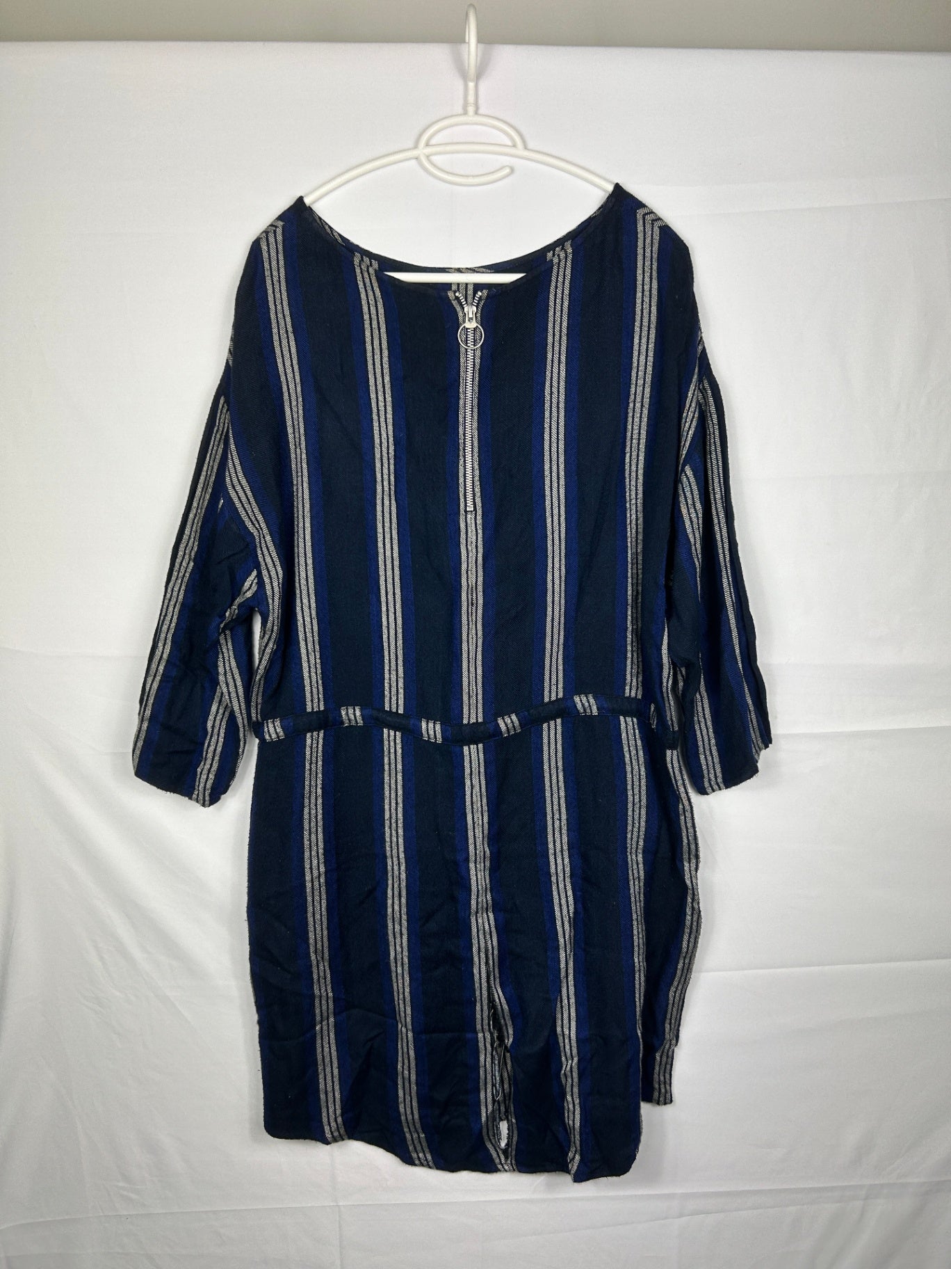 mbyM Dress shirt M Navy blue with white and light grey stripes