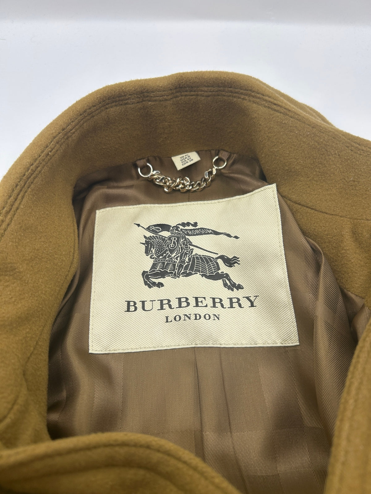 Burberry Coat IT42