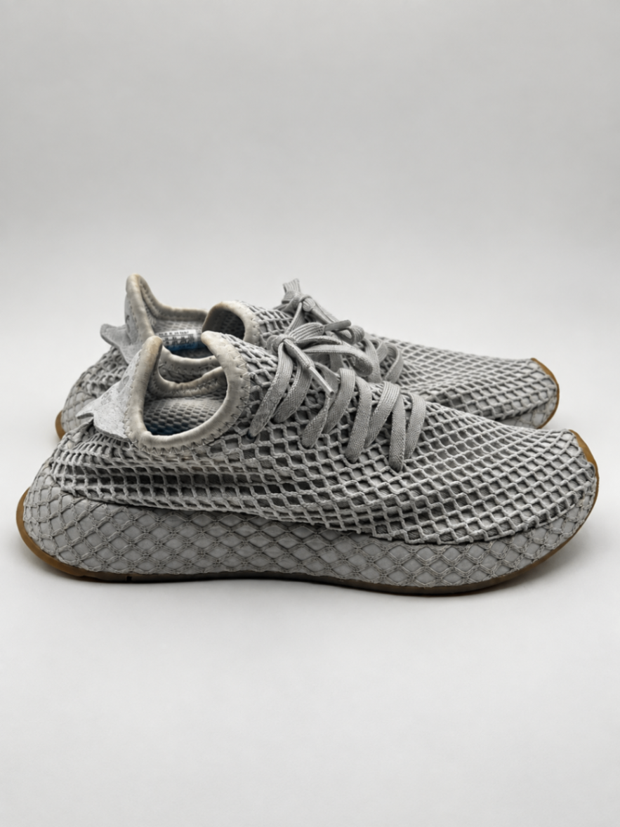 Adidas Sneakers 4.5 US Gray