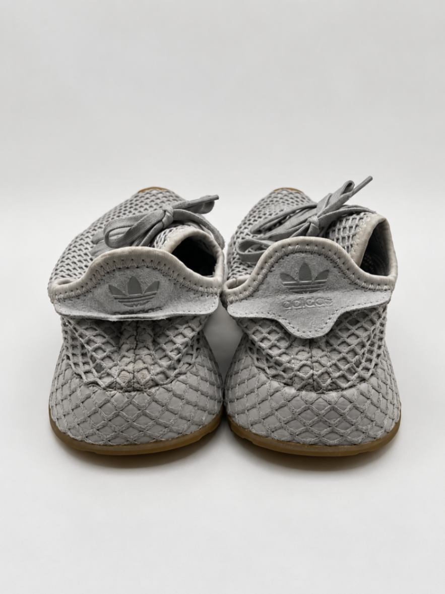 Adidas Sneakers 4.5 US Gray