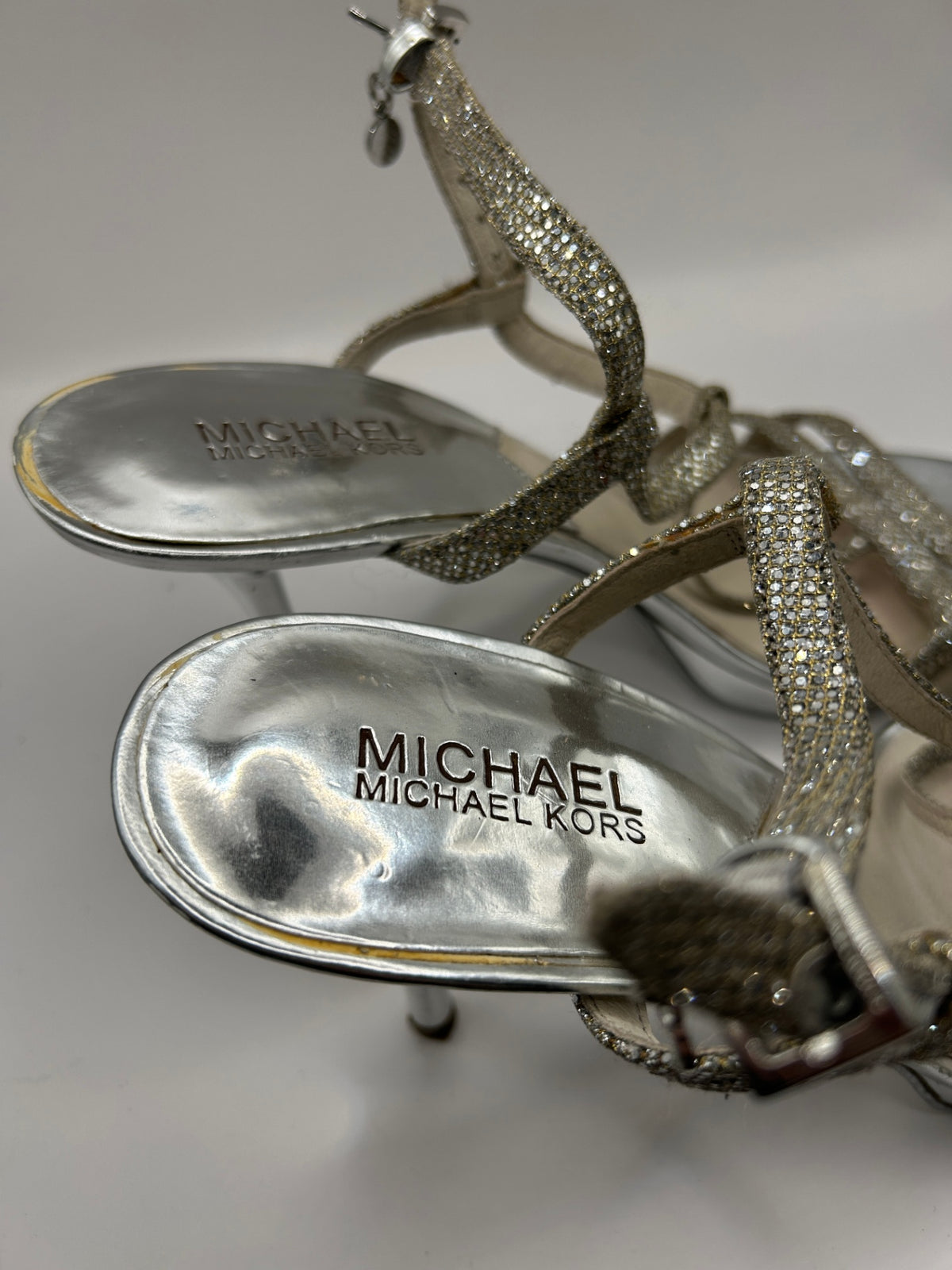 Michael Kors Heeled Sandals 9M Silver and metallic taupe