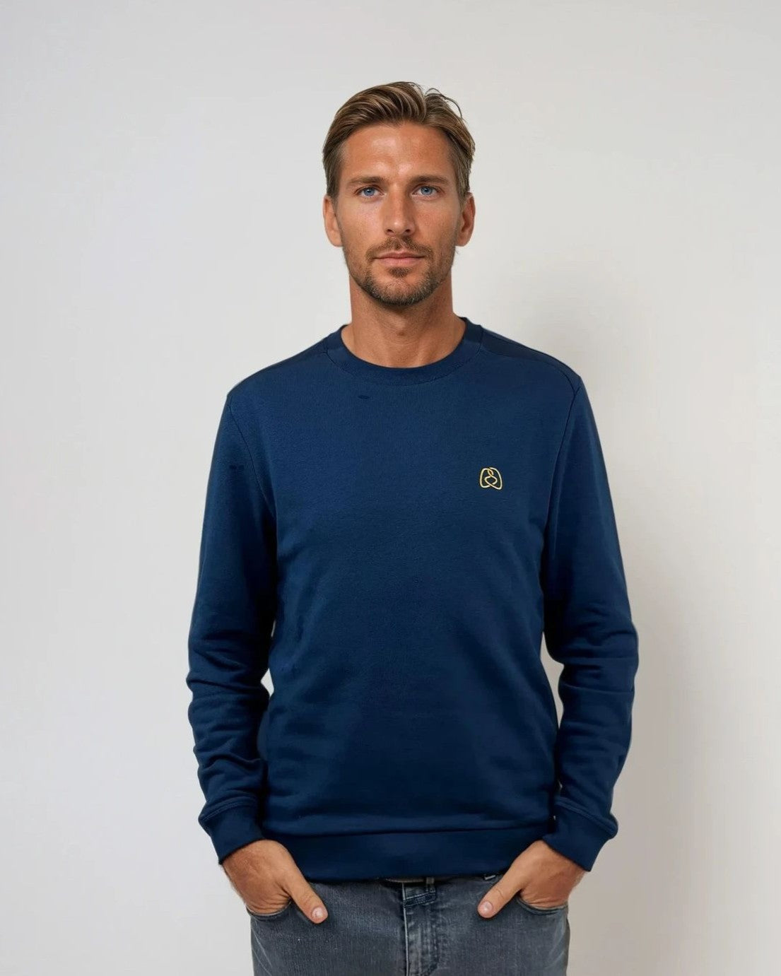 Circlo Essential Crew Sweater - Durable Fleece Sweatshirt