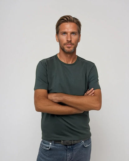 Circlo Signature T-Shirt - Premium Cotton Blend