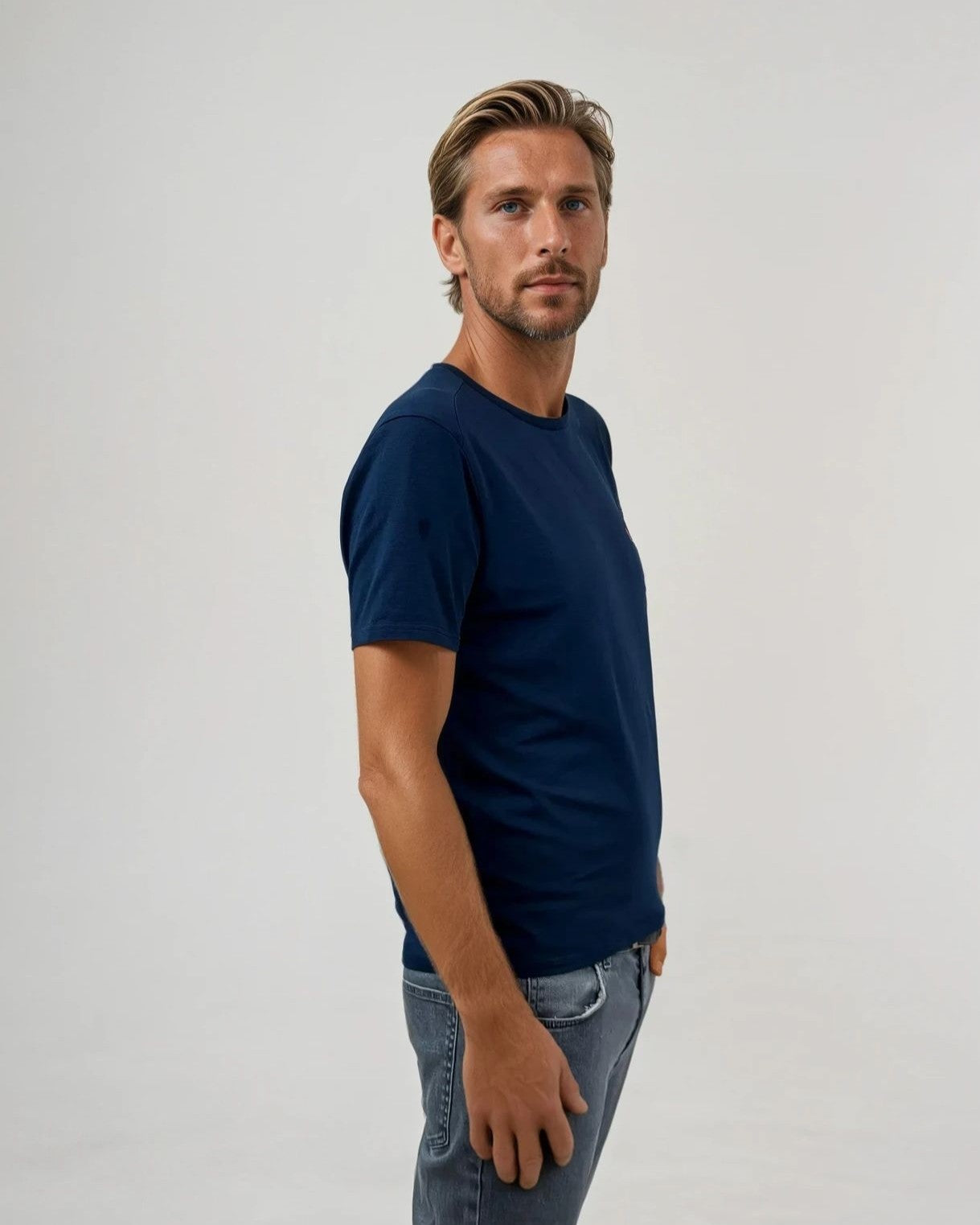 Circlo Signature T-Shirt - Premium Cotton Blend